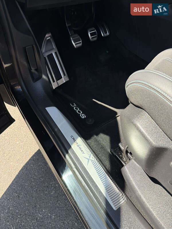 Позашляховик / Кросовер Peugeot 3008 2018 в Черкасах