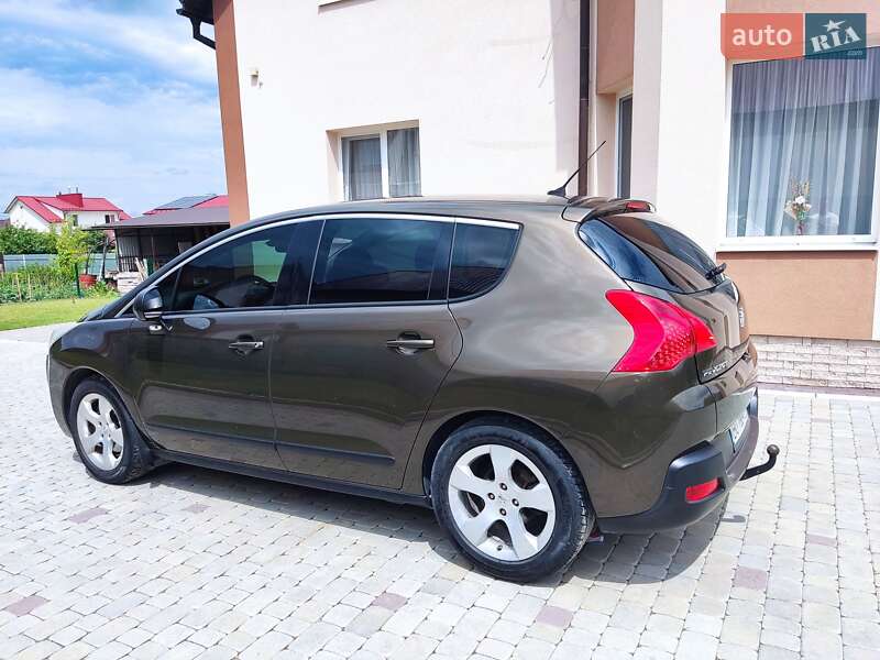 Внедорожник / Кроссовер Peugeot 3008 2010 в Тернополе
