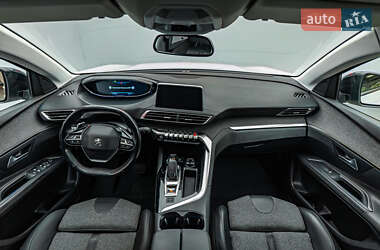 Внедорожник / Кроссовер Peugeot 3008 2019 в 