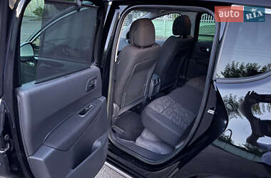 Позашляховик / Кросовер Peugeot 3008 2012 в 