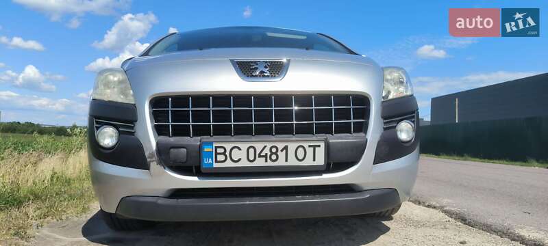 Позашляховик / Кросовер Peugeot 3008 2011 в Львові