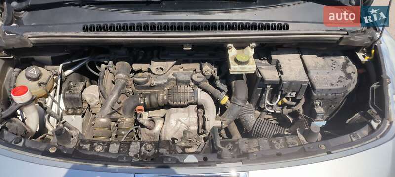 Позашляховик / Кросовер Peugeot 3008 2011 в Львові