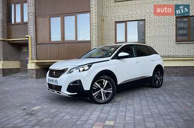 Внедорожник / Кроссовер Peugeot 3008 2020 в 