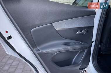 Внедорожник / Кроссовер Peugeot 3008 2020 в 