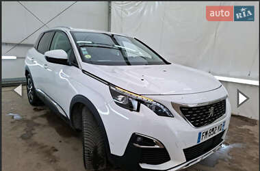 Внедорожник / Кроссовер Peugeot 3008 2020 в 