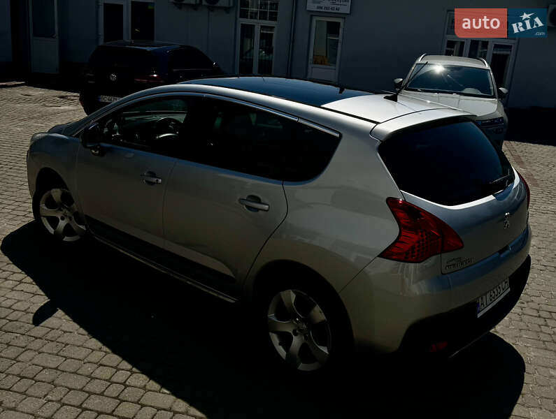 Позашляховик / Кросовер Peugeot 3008 2011 в Львові