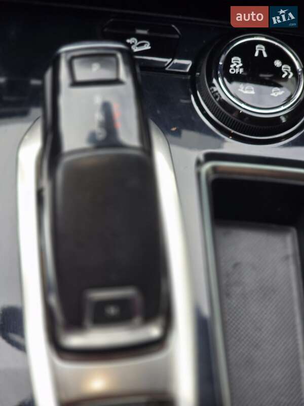 Позашляховик / Кросовер Peugeot 3008 2018 в Добротворі