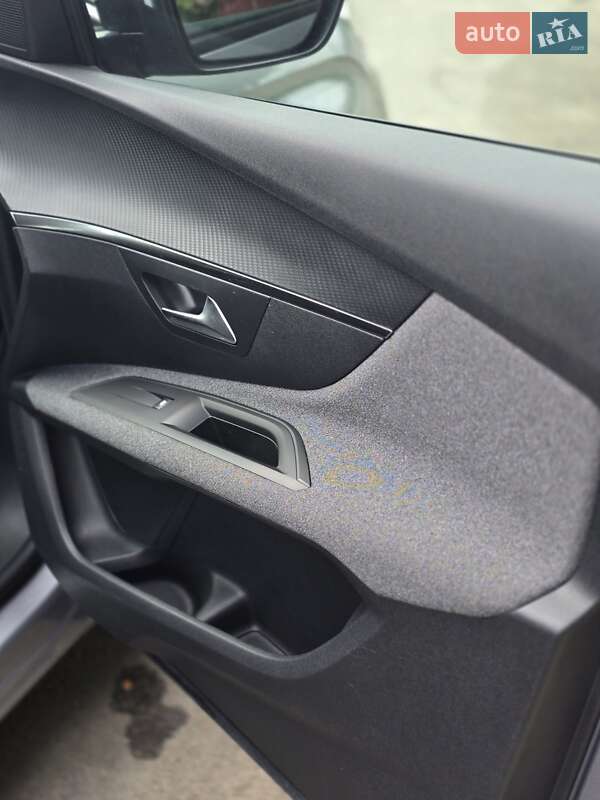 Позашляховик / Кросовер Peugeot 3008 2018 в Добротворі