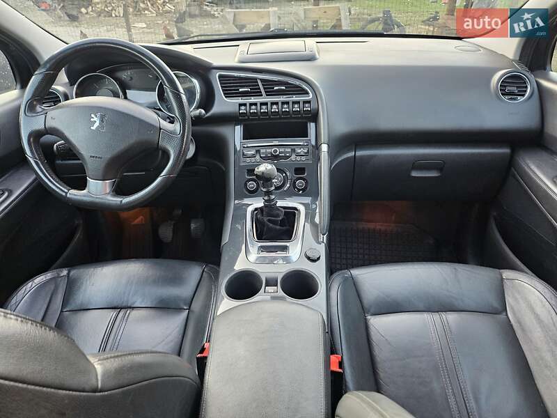 Внедорожник / Кроссовер Peugeot 3008 2012 в 
