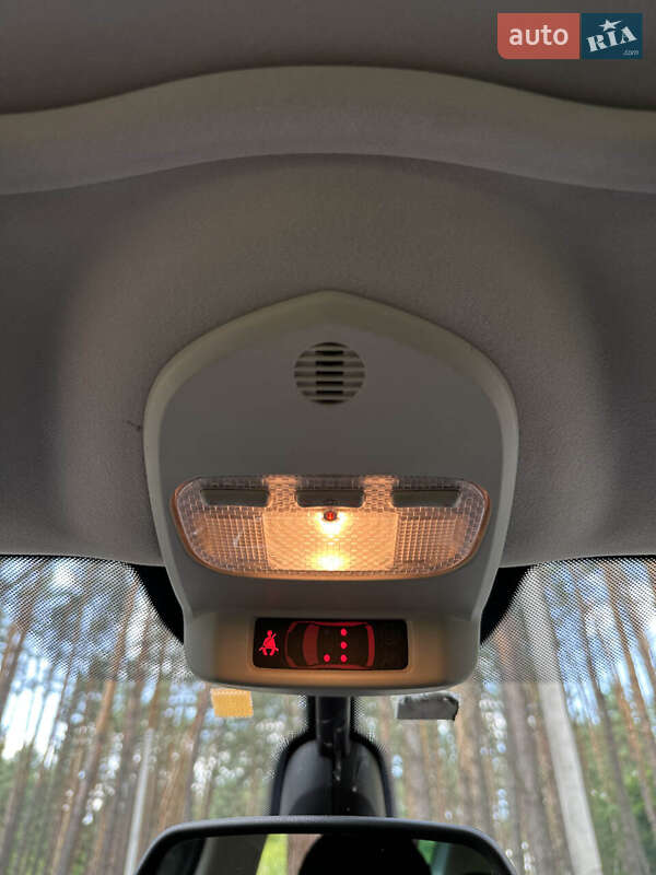 Позашляховик / Кросовер Peugeot 3008 2010 в Білогородці
