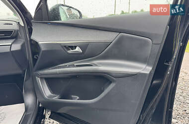 Внедорожник / Кроссовер Peugeot 3008 2020 в 