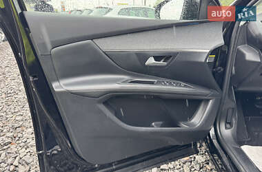 Внедорожник / Кроссовер Peugeot 3008 2020 в 