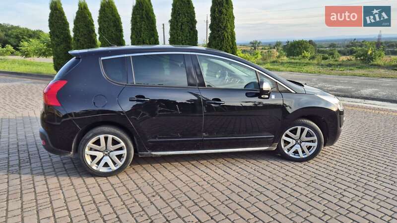 Позашляховик / Кросовер Peugeot 3008 2012 в Львові