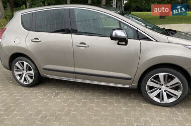 Внедорожник / Кроссовер Peugeot 3008 2016 в 