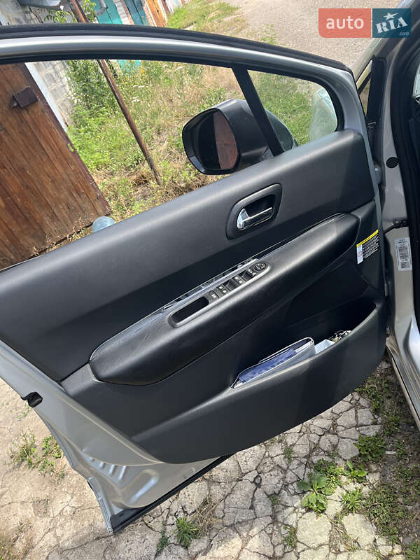 Позашляховик / Кросовер Peugeot 3008 2011 в Зміїві