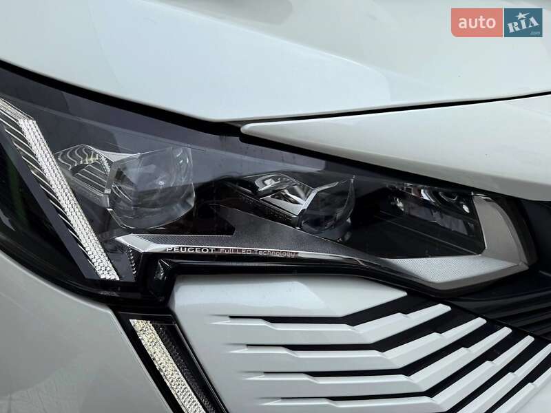 Позашляховик / Кросовер Peugeot 3008 2022 в Києві