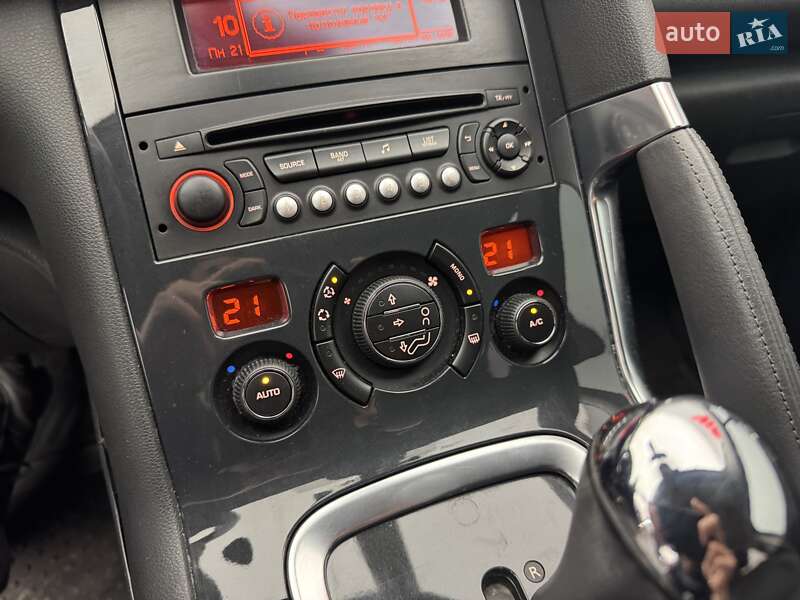 Позашляховик / Кросовер Peugeot 3008 2014 в Києві