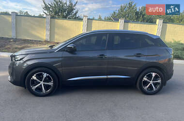 Внедорожник / Кроссовер Peugeot 3008 2021 в 
