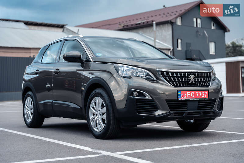 Позашляховик / Кросовер Peugeot 3008 2020 в 