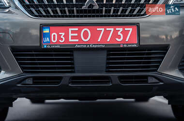 Позашляховик / Кросовер Peugeot 3008 2020 в 