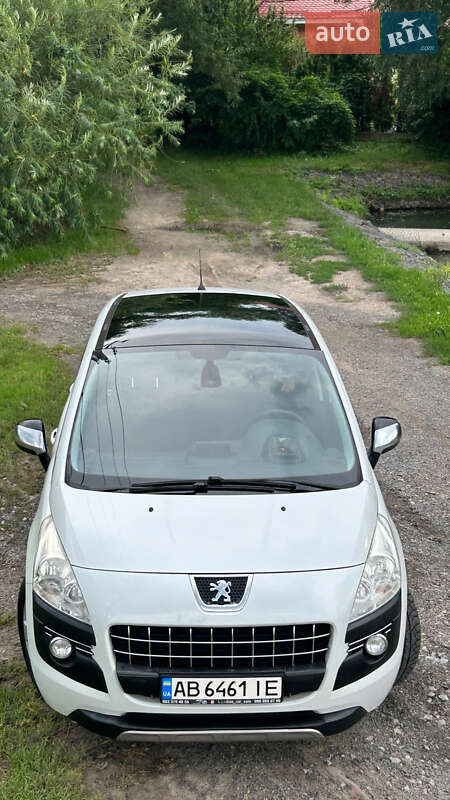 Позашляховик / Кросовер Peugeot 3008 2011 в Вінниці