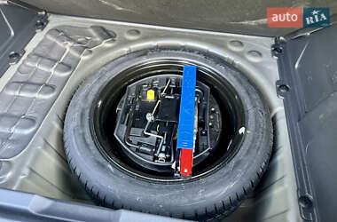 Внедорожник / Кроссовер Peugeot 3008 2013 в 