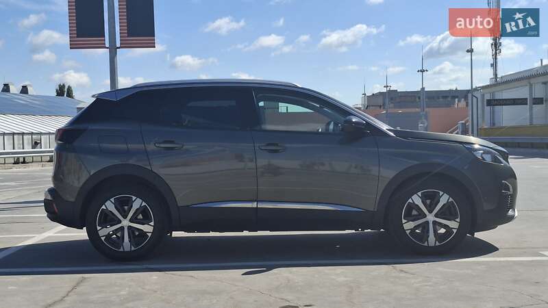 Внедорожник / Кроссовер Peugeot 3008 2020 в Киеве