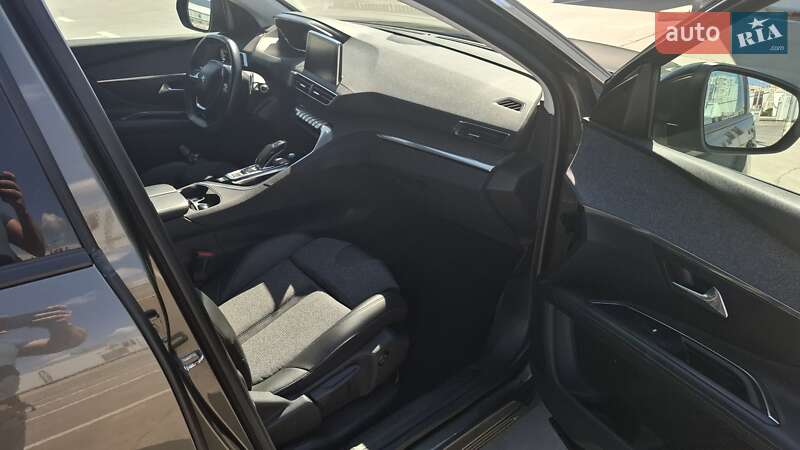 Внедорожник / Кроссовер Peugeot 3008 2020 в Киеве
