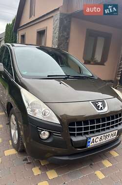Позашляховик / Кросовер Peugeot 3008 2012 в Нововолинську