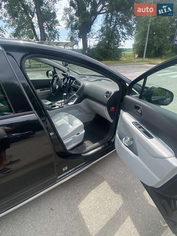 Позашляховик / Кросовер Peugeot 3008 2010 в Києві