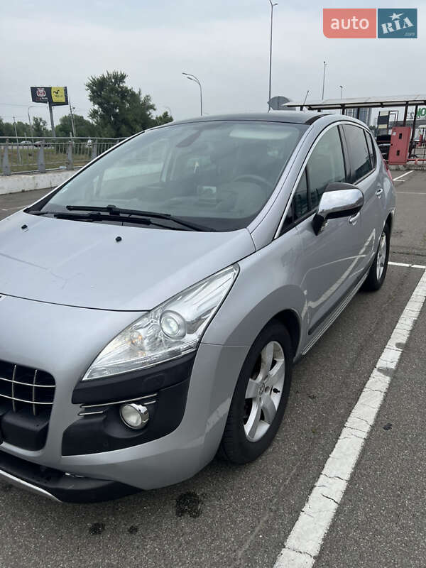 Позашляховик / Кросовер Peugeot 3008 2012 в Києві