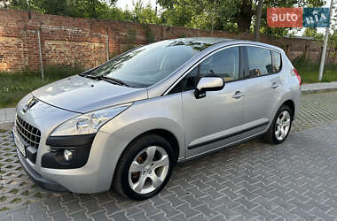 Позашляховик / Кросовер Peugeot 3008 2013 в Львові