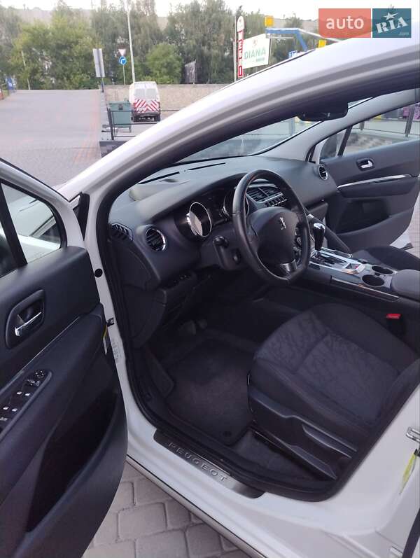Внедорожник / Кроссовер Peugeot 3008 2011 в Тернополе