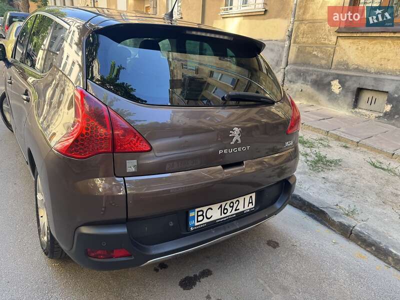 Позашляховик / Кросовер Peugeot 3008 2013 в Львові