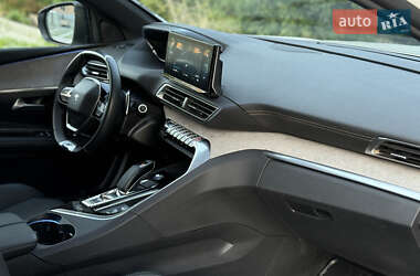 Внедорожник / Кроссовер Peugeot 3008 2022 в 