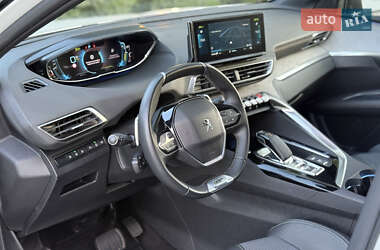 Внедорожник / Кроссовер Peugeot 3008 2022 в 