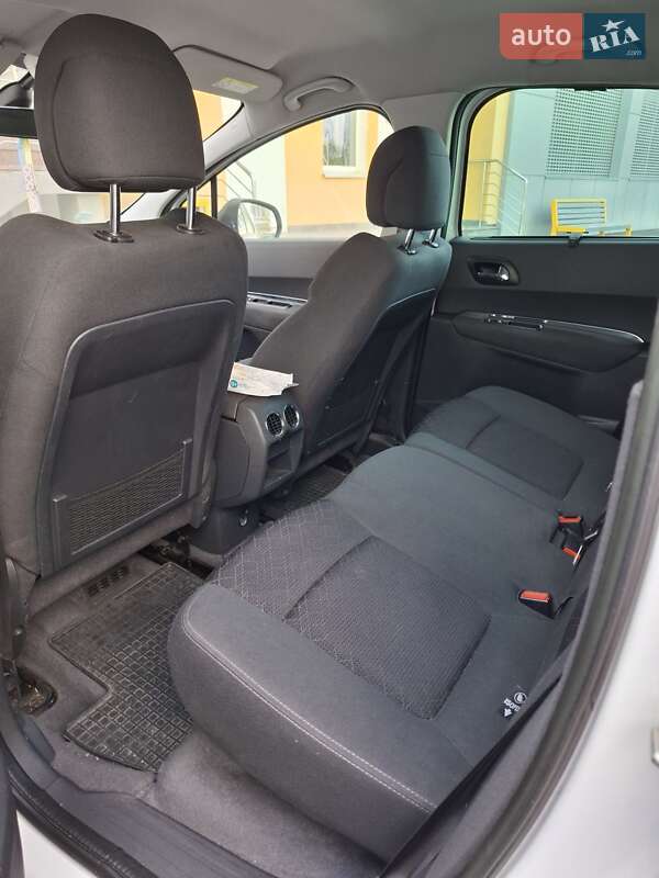 Позашляховик / Кросовер Peugeot 3008 2014 в Львові