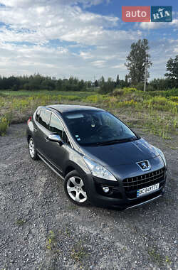 Внедорожник / Кроссовер Peugeot 3008 2010 в Мостиске