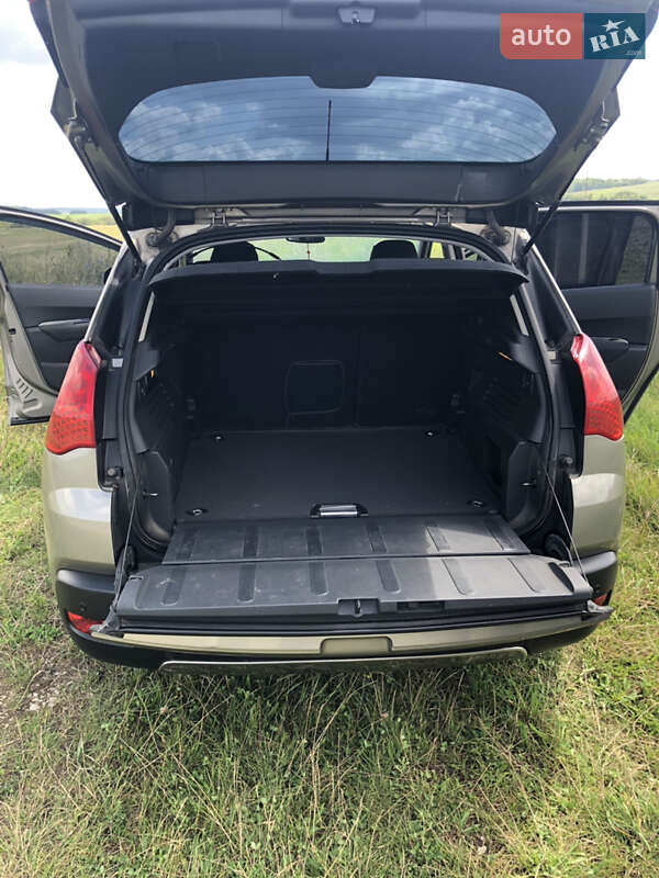 Позашляховик / Кросовер Peugeot 3008 2013 в Хмельницькому