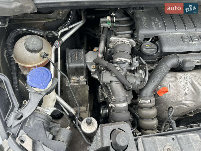 Внедорожник / Кроссовер Peugeot 3008 2010 в Львове фото 24 Внедорожник / Кроссовер Peugeot 3008 2010 в Львове