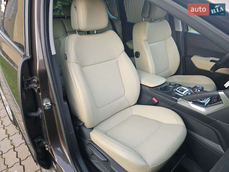 Позашляховик / Кросовер Peugeot 3008 2014 в Стрию