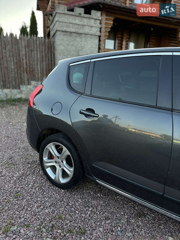 Позашляховик / Кросовер Peugeot 3008 2012 в Самборі