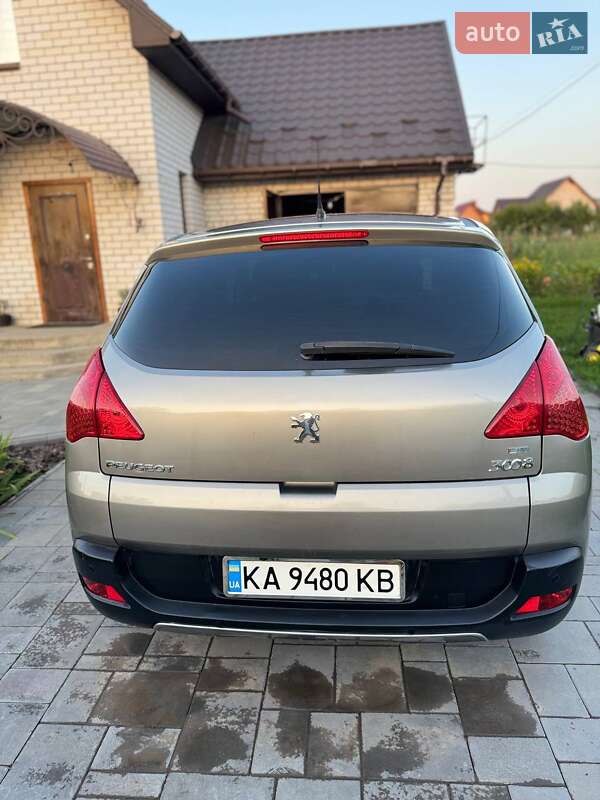 Позашляховик / Кросовер Peugeot 3008 2011 в Іллінцях