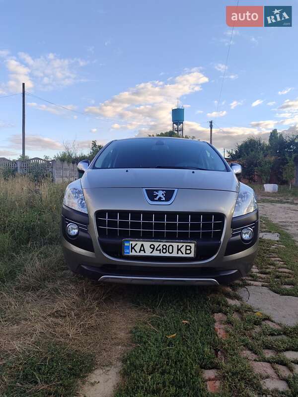Позашляховик / Кросовер Peugeot 3008 2011 в Іллінцях