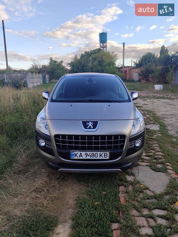 Позашляховик / Кросовер Peugeot 3008 2011 в Іллінцях
