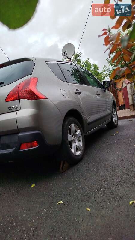 Позашляховик / Кросовер Peugeot 3008 2010 в Хмельницькому