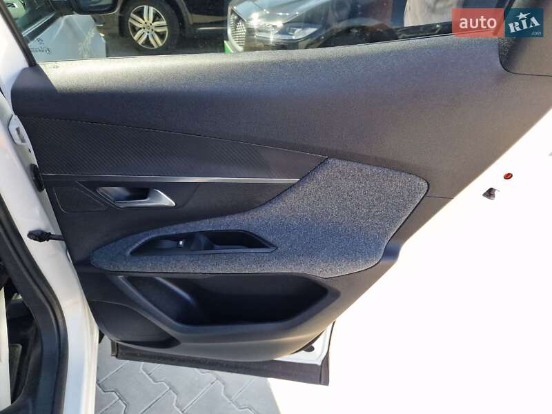 Внедорожник / Кроссовер Peugeot 3008 2018 в Виннице фото 34 Внедорожник / Кроссовер Peugeot 3008 2018 в Виннице