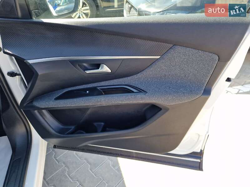 Внедорожник / Кроссовер Peugeot 3008 2018 в Виннице фото 36 Внедорожник / Кроссовер Peugeot 3008 2018 в Виннице
