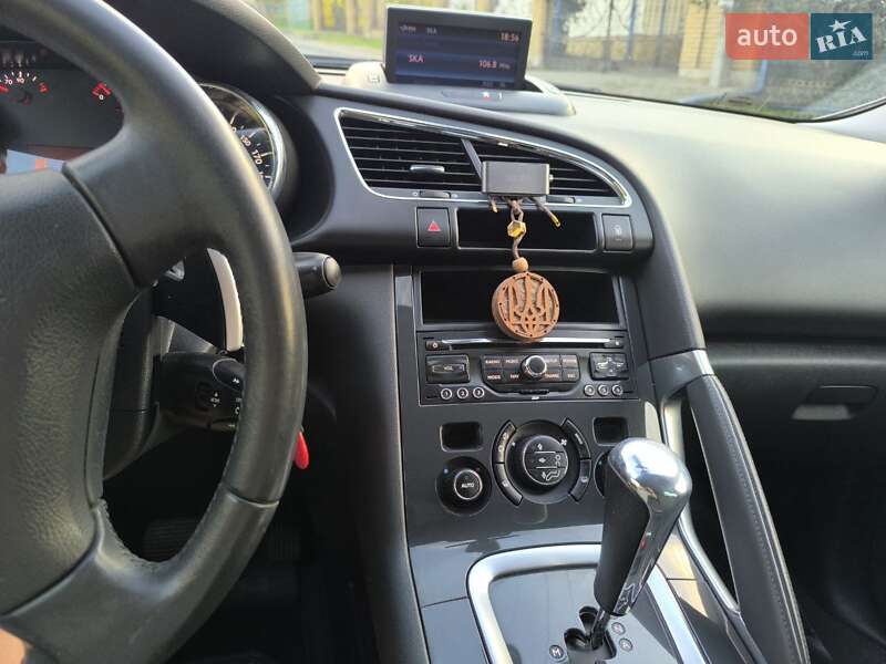 Позашляховик / Кросовер Peugeot 3008 2012 в Тернополі фото 14 Позашляховик / Кросовер Peugeot 3008 2012 в Тернополі