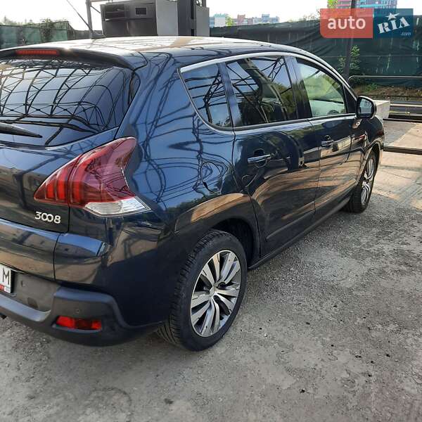 Позашляховик / Кросовер Peugeot 3008 2013 в Рівному